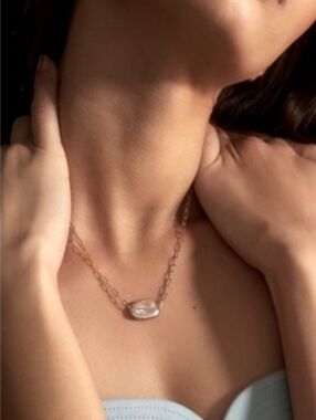 Anthropologie Paperclip Chain Pink Pearl Necklace